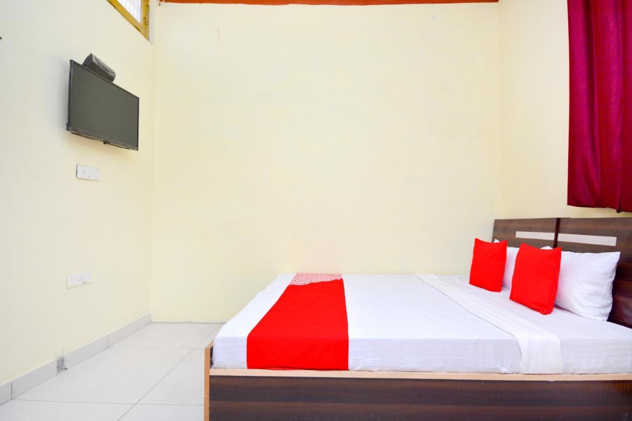 Oyo 40306 White House Hotel Jalandhar Exterior photo