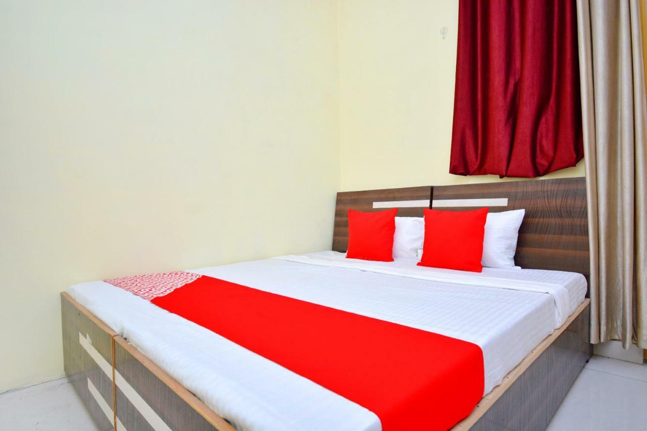 Oyo 40306 White House Hotel Jalandhar Room photo